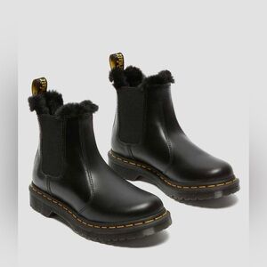DE. Martens 2976 Leonore faux fur lined Chelsea Boots